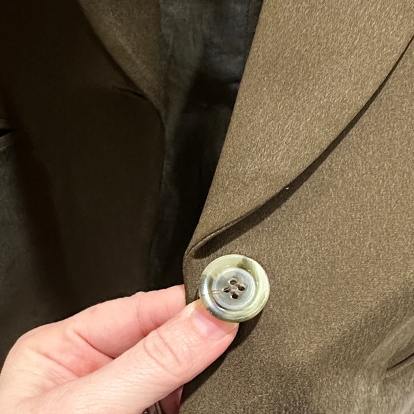 Jones New York Vintage Olive Blazer w/ 100% Silk Shell - Picture 4 of 12